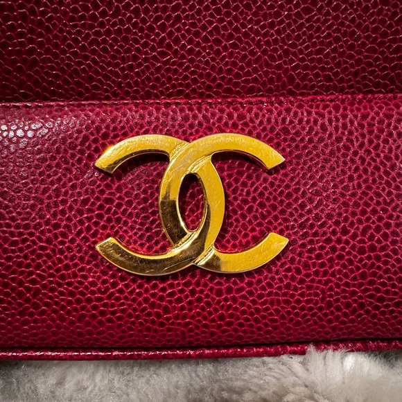 CHANEL 24k CC Caviar Bag - Picture 4 of 14